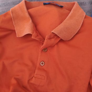 Dört Kez Giyilen T-shirtlerde Hızlı Renk Solması Ve Olumsuz İnceleme