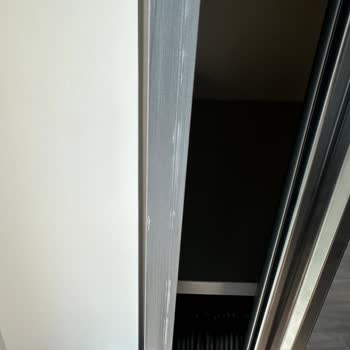 Ü*** Mobilya Teslimatında Çizik Ürünler Ve Çözülmeyen Sorunlar Mağduriyet Yaşatıyor