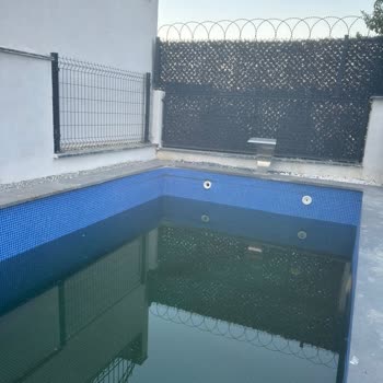 Rüya Havuz Yaptıkları Havuza Bir Kere Bile Giremedik!