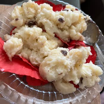 Satın Aldığım Tatlıların Bayat Ve Bozuk Çıkması Sonrası Yetersiz Şube İlgisi