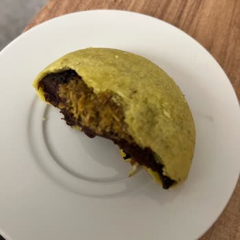 Satın Aldığım Tatlıların Bayat Ve Bozuk Çıkması Sonrası Yetersiz Şube İlgisi