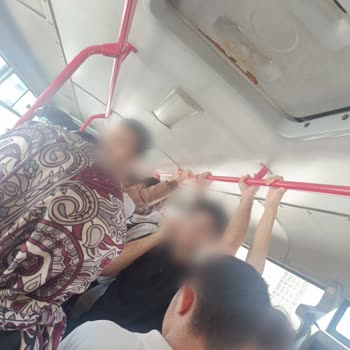 Yozgat Şehir Merkezi Üniversite Hattında Yetersiz Ve Kalabalık Toplu Taşıma Sorunu