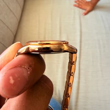 Aldığım Saatte Kusurlar Ve Eksik Belgeler Nedeniyle Hayal Kırıklığı Yaşadım