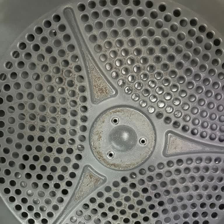 Kurutma Makinesi Kısa Sürede Paslandı Ve Su Sızdırıyor, Değişim Talep Ediyorum