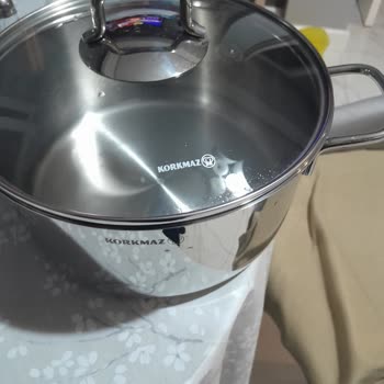 Korkmaz Kısa Sürede Lekelenen Tencere ve Servis Noktası Eksikliği