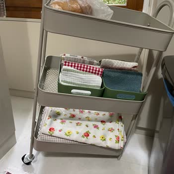 Jysk Metal Organizerin Tekerlekleri Kısa Sürede Kırıldı Müşteri Hizmetleri İlgisiz