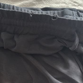 Kısa Sürede Yıpranan Pantolon İçin Destek Alamadım, Mağduriyetim Giderilmedi