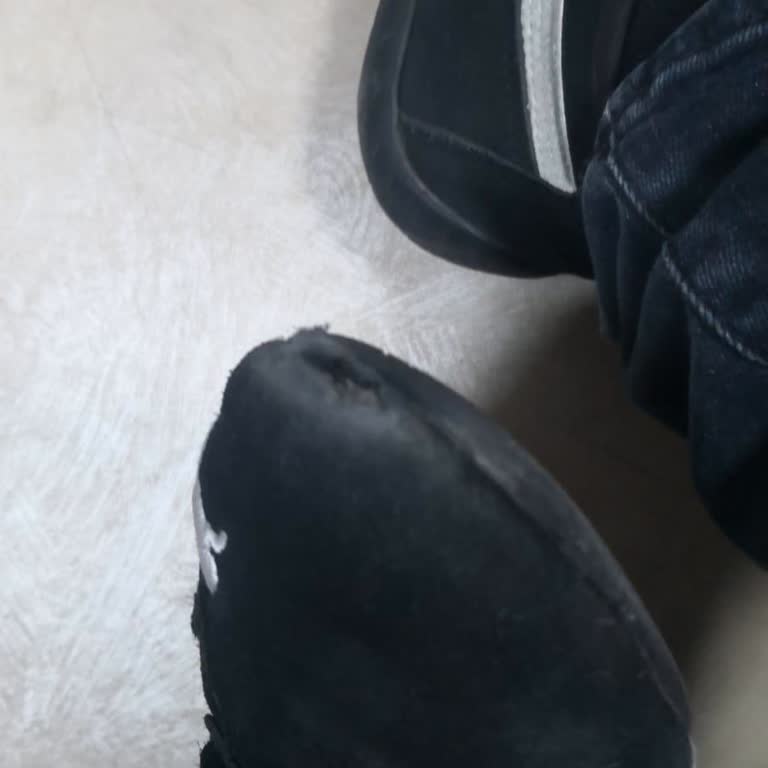 Kısa Sürede Açılan Ayakkabı Ve Olumsuz İnceleme Sonucu Güvenimi Sarsıyor