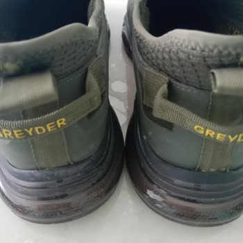 Yeni Alınan Ayakkabının Kısa Sürede Açılması Hayal Kırıklığı Yarattı