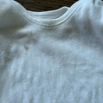 Ariel Toz Deterjan Lekeleri Çıkarmıyor, Müşteri Hizmetlerine Ulaşılamıyor