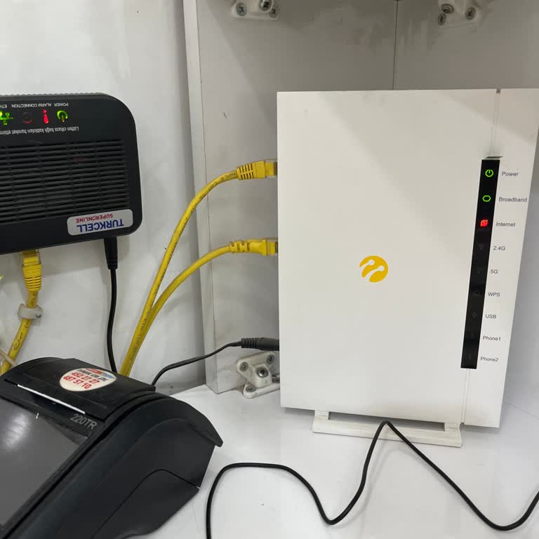 Teknik Ekip Müdahalesine Rağmen Süren İnternet Erişim Sorunu Ve Bilgilendirme Eksikliği