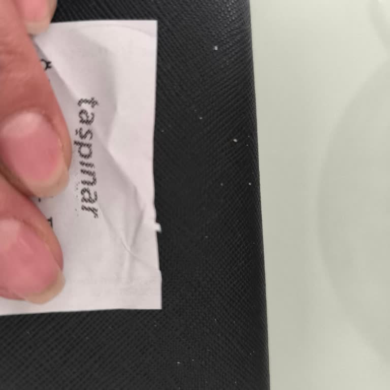 Kasiyerin Azarlayıcı Tavrı Alışveriş Deneyimimi Olumsuz Etkiliyor