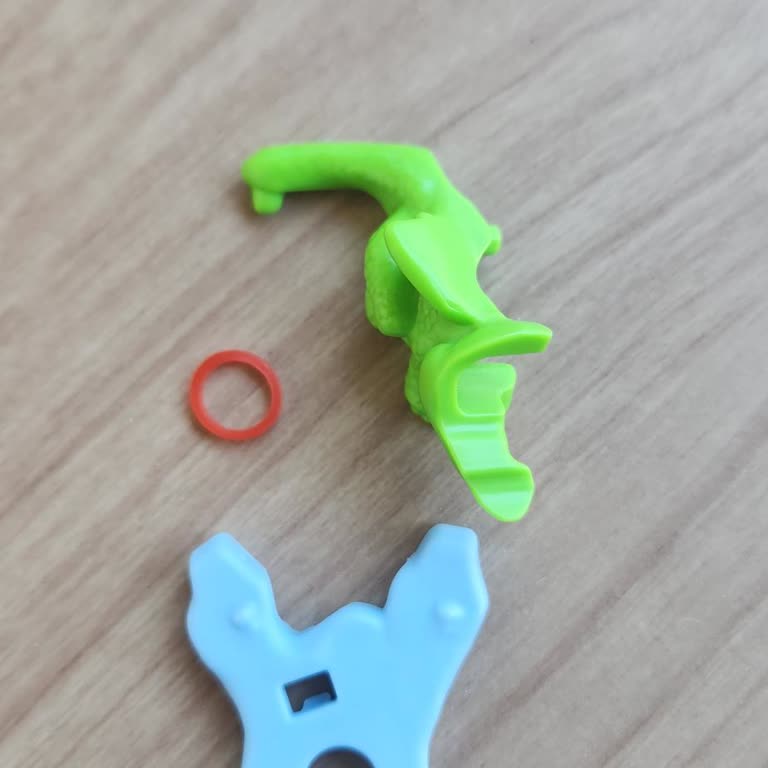 Kinder Maxi Sürpriz Yumurtadan Eksik Oyuncak Parçaları Çıkması Ve Hayal Kırıklığı