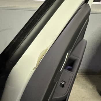 Sıfır Kilometre Volkswagen Golfte Boya Atması Ve Lokal Boya Sorunu