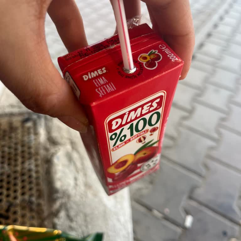 Tarihi Geçmemiş Meyve Suyunda Bozuk Tat Ve İçilemez Durum