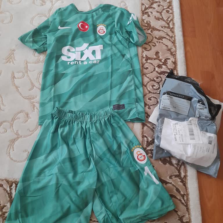 Siparişimde Eksik Ürünler Gönderildi, Çorap Ve Bileklik Teslim Edilmedi