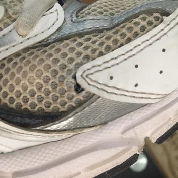 3 Ayda Yırtılan Ayakkabıya Değişim Ya Da İade Talebi