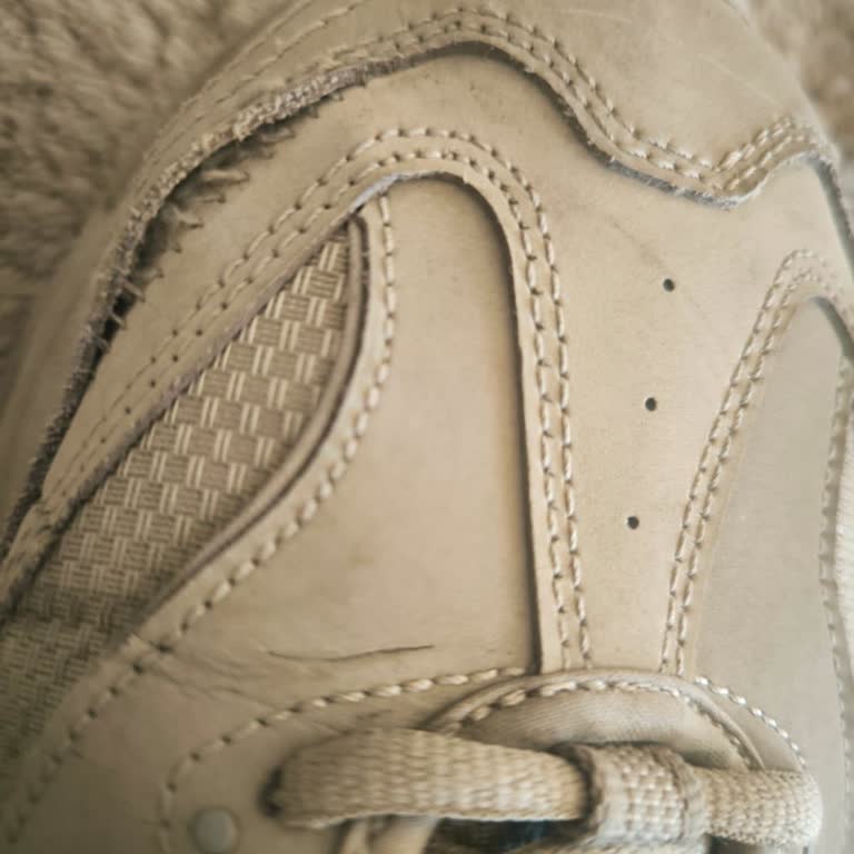 Skechers Ayakkabıda Dikiş Yırtılması Ve İade Talebine Olumsuz Yanıt