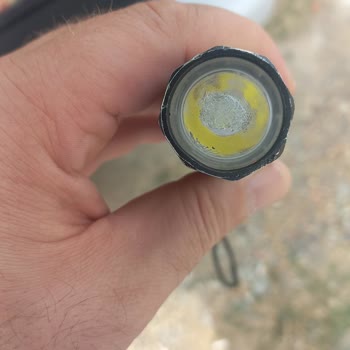 Fenerin Ön Camı Eridi, Garanti Süresinde Çıkan Sorun Çözülmedi