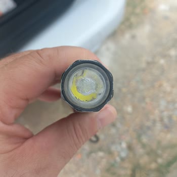 Fenerin Ön Camı Eridi, Garanti Süresinde Çıkan Sorun Çözülmedi