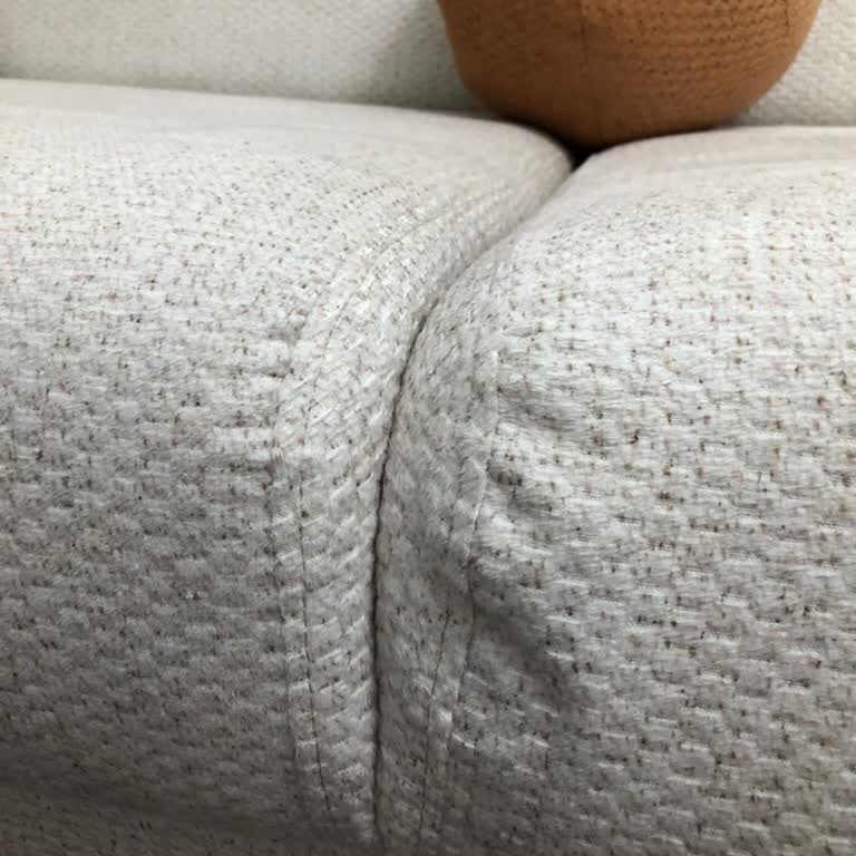 Aldığım Koltuk Takımında Kumaş Sorunu Ve Geciken Teknik Servis