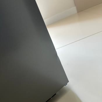 Sıfır Buzdolabı Tesliminde Çizik Ve Hasar Üstüne Servis Mağduriyeti Yaşadım