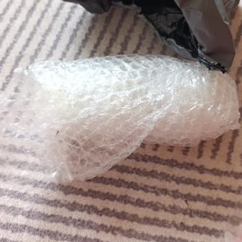 Ezilmiş Ve Kırık Ürünlere Yanıtsız Kalan Satıcı Ve Müşteri Hizmetleri