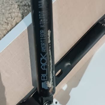 Yeni Aldığım Koltuk Takımı Hasarlı Çıktı, Değişim Talep Ediyorum