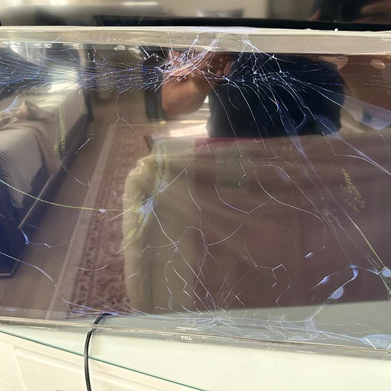 Kırık Teslim Edilen Televizyonun İadesi Reddedildi Mağduriyetim Giderilmiyor