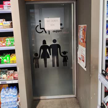 Total İstasyonunda Ücretli Ve Hijyensiz Tuvalet Sorunu