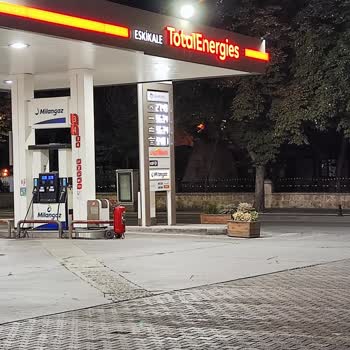 Total İstasyonunda Ücretli Ve Hijyensiz Tuvalet Sorunu