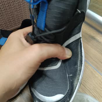 Boyner'den Alınan Çocuk Ayakkabısında Kısa Sürede Ciddi Deformasyon Ve Orijinallik Şüphesi