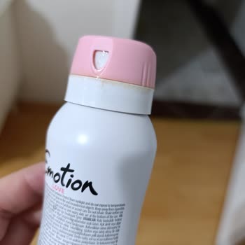 Emotion Deodorantın Yeni Kapağı Sürekli Akıtıyor Ve Kullanılamıyor
