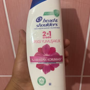 Şampuanın Kötü Kokusu Ve Saç Dökülmesiyle Yaşadığım Sağlık Sorunları