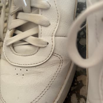 Puma Skye Clean Kadın Sneaker'da 9 Ayda Oluşan Çatlaklar Ve Çözüm Talebi