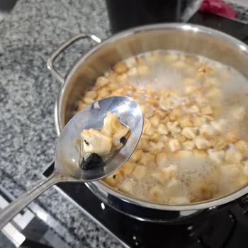 Aldığım Mantıdan Tekrar Plastik Parça Çıktı, Hijyen Konusunda Endişeliyim