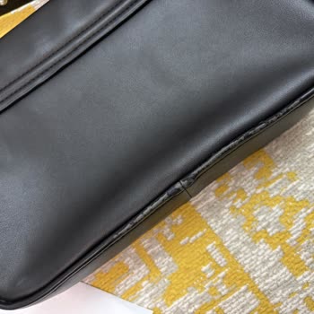 3 Ayda Deforme Olan Çanta İçin Değişim Talebi Ve Mağduriyetin Giderilmesi