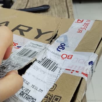 Kargom Hasarlı Teslim Edildi, Müşteri Hizmetlerine Ulaşılamıyor Ve Maddi Zararım Karşılanmadı