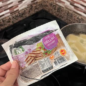 Migros Sanal’dan Aldığım Hellim Peyniri Kaşar Gibi Eridi