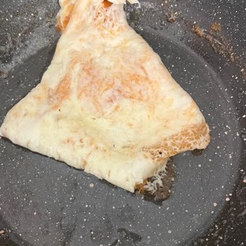 Migros Sanal’dan Aldığım Hellim Peyniri Kaşar Gibi Eridi