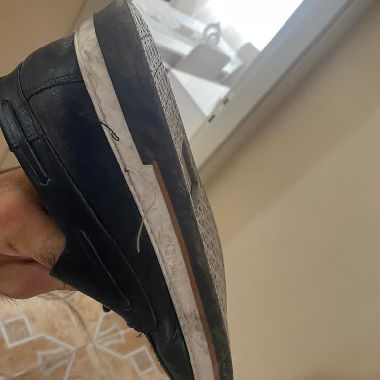 Derimod Kısa Sürede Bozulan Ayakkabıya Destek Alamıyorum