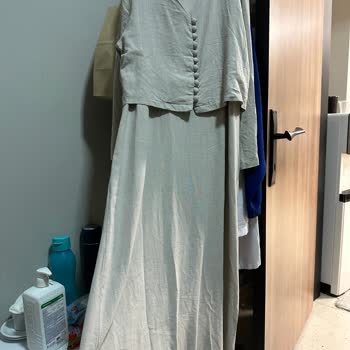 Keten Ceket İlk Yıkamada Çekti, Delik Oluştu Ve Müşteri Hizmetleri Yanıt Vermiyor