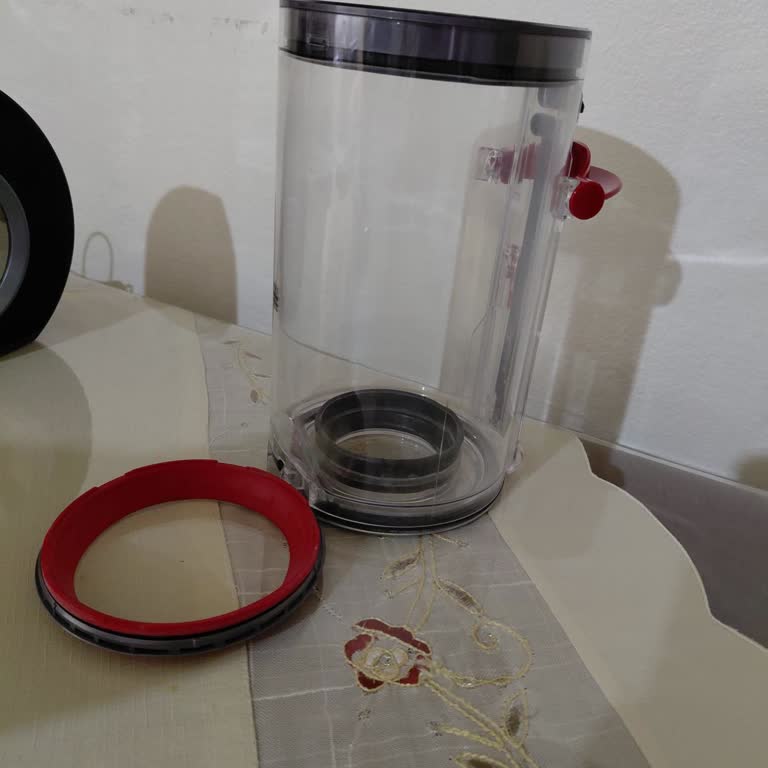 Dyson V15 Total Clean Dust Bin Seal Defect Ignored Under Warranty