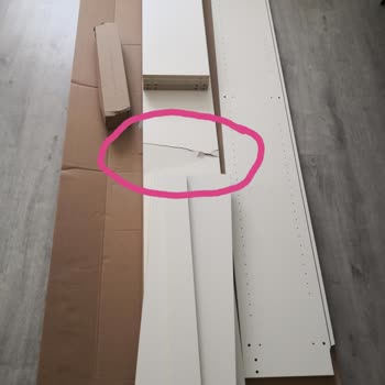 Kırık Kitaplık Parçası Teslim Edilmedi, Mağduriyetim Devam Ediyor