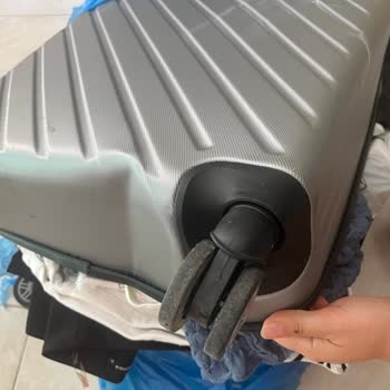 Bagajım Patladı, Eşyalarım Döküldü Ve Şikayetim Cevapsız Kaldı