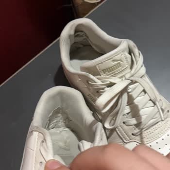 FLOdan Alınan Ayakkabı Kısa Sürede Yırtıldı Değişim Reddedildi