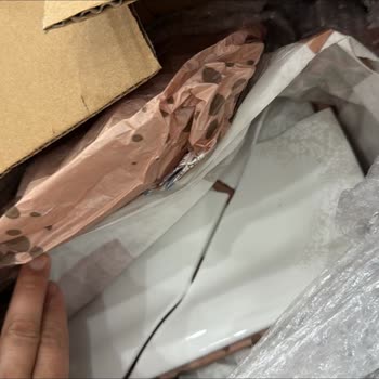 Kargo Hasarı Nedeniyle Hem Ürünüm Hem Param Gitti, Mağduriyetim Giderilsin!