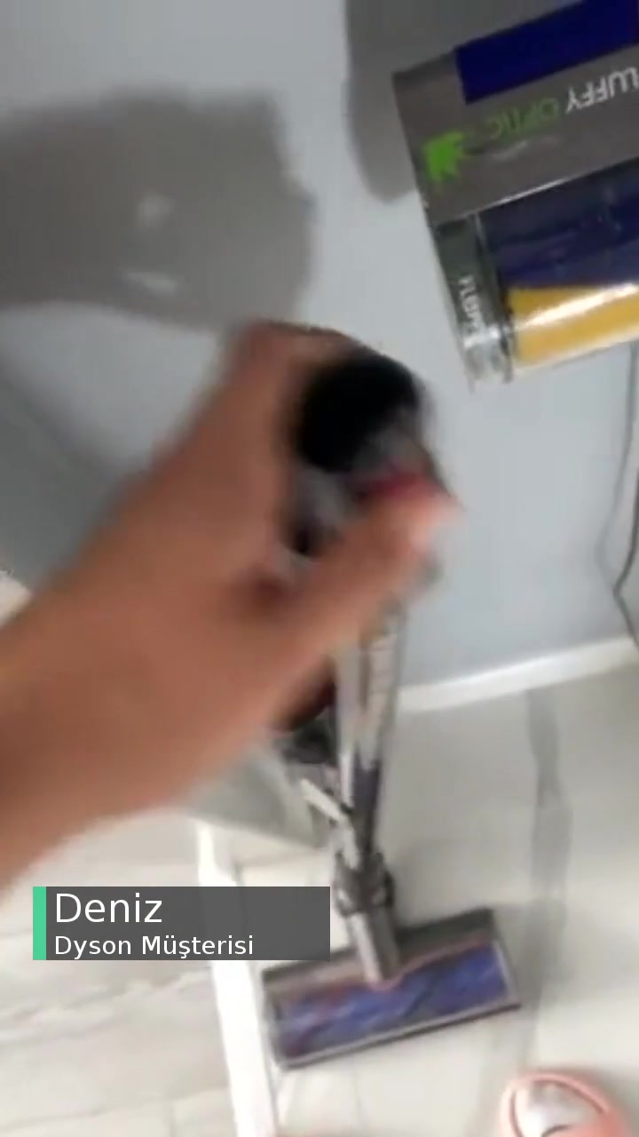 Dyson Süpürge Borum Kırıldı, İlgilenen Yok! videonun kapak resmi