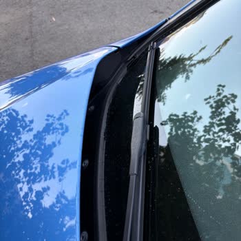 Ön Cam Koruma Plastiğinde Çatlama Ve Deformasyon Sorunu