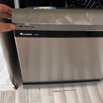 Yeni Alınan Bulaşık Makinesinde Kısa Sürede Çatlama Ve Soyulma Sorunu, Garanti Kapsamında Ücret Talebi